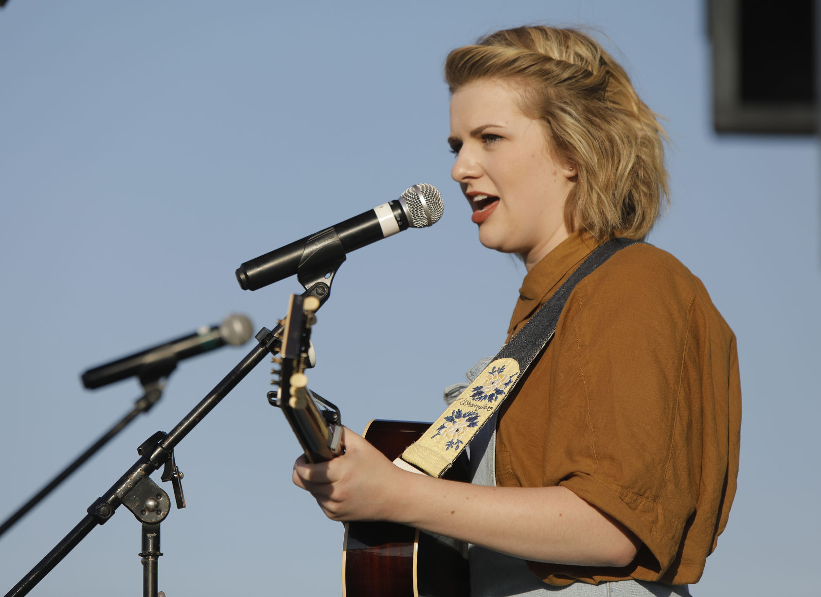 051518mp-Maddie-Poppe-concert-46